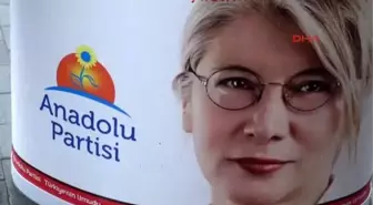 Antalya Alkol Yasağının Çarşaflı Eylemcisi Anadolu Partisi'nden Aday