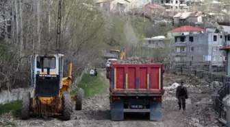 Hakkari'nin En Eski Mahallesi 80 Yıl Sonra Yola Kavuşuyor