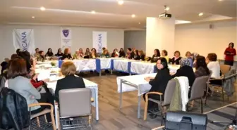 Medicana Hastanesi Hemşirelerin Güncel Sorunları Ele Alındı