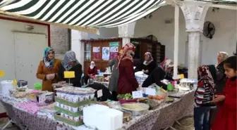 Kuran Kursları Yararına Kermes Düzenlendi