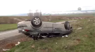 Şarkışla'da Otomobil Takla Attı 4 Yaralı