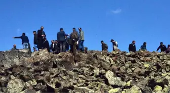 AA Servis Etti! Ağrı'da Çatışmada Yaralananlara Müdahale Anı Kamerada