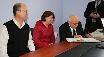 Bakan Avcı ve Vali Coş Nikah Şahidi Oldu
