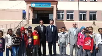 Elazığ Milli Eğitim Müdürü Bağlıtaş Arıcak'ta İncelemelerde Bulundu