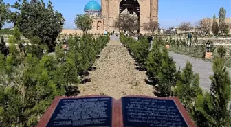 Türkistan'ın Manevi Kalbi Yeniden Diriliyor