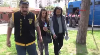 Adana Ablasının Tartıştığı Komşularının Otomobillerini Yaktılar