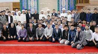Diyanet İşleri Başkanı Görmez Kazakistan'da Nur Astana Medresesi'ni Ziyaret Etti