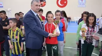 Okullar Arası Badminton Müsabakaları Sona Erdi