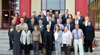 Zonguldaklı Yaşlılardan Vali Ayyyıldız ve Eşine Anlamlı Ziyaret