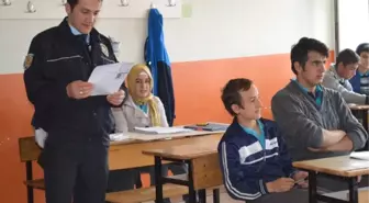 Osmaneli'de Öğrencilere Motosiklet ve Kask Eğitimi Verildi