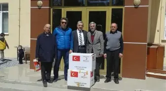 Sorgun Kızılay Şubesinden 155 Kız Öğrenciye Giysi Yardımı