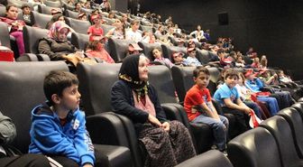 Ülker, Edirne'de 23 Nisan Çocuk Bayramı'nı Erken Kutladı