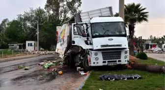 Lokomotif, Zeytin Yüklü Tır'a Çarptı: 1 Ölü