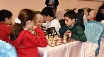 Aliağa Belediyesi 14. Geleneksel Satranç Turnuvası Sona Erdi