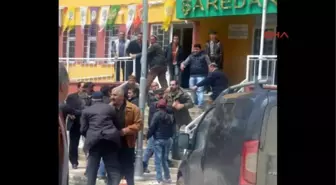 Şeyh Said'in Torunu AK Parti Adayı Fırat'a Sopalı Saldırı