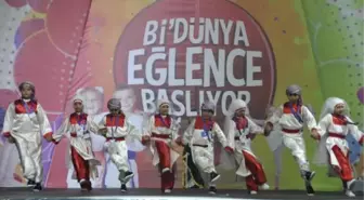 Dünya Çocukları Eğlendi