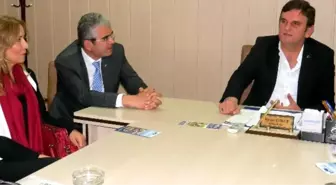 MHP'li Milletvekili Adayları Korkuteli'nde Esnafı Ziyaret Etti