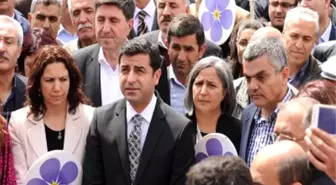 Demirtaş, Ermeniler İçin Fatiha Okudu