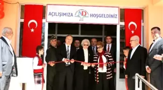 Önce Annesinin Adına Şimdi Kendi Adına