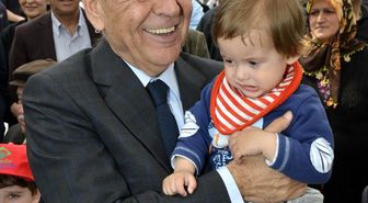 Bayram'a Renkli Veda