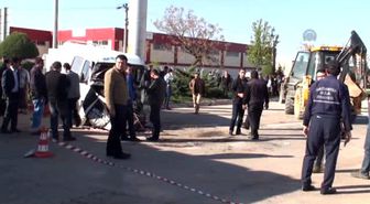 Gaziantep'te Servis Otobüsüyle Minibüs Çarpıştı: 29 Yaralı