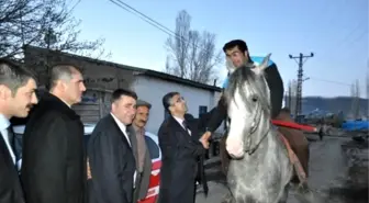 MHP Adaylarını Atlı Cirit Ekipleri Karşıladı