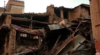 Depremin Ardından Katmandu Sokakları