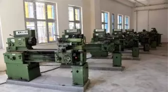 Aliağa'ya Üniversite Gibi Lise