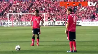 Forlan Orta Açtı Gol Oldu!