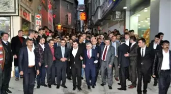 MHP Adaylarına Miting Gibi Karşılama