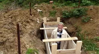 Ölmeden Önce Mezarını ve Kefenini Hazırladı