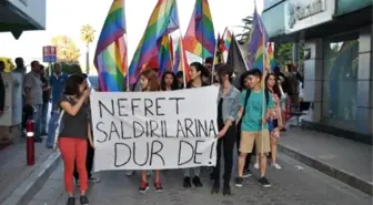 Lgbt'lilerden 'Nefret Saldırılarına Dur De' Eylemi