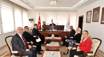 CHP Heyeti Vali Yılmaz'ı Ziyaret Etti