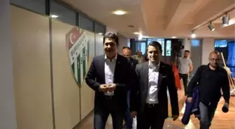 Bursaspor'da Murat Yanıklar Adaylıktan Çekildi