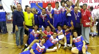 Okyanus Koleji Voleybol Takımı Türkiye Şampiyonu!