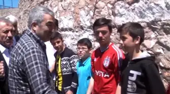 Samet Aybaba Niğde'de Forma İmzaladı