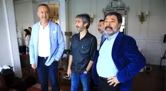 Ünlü Yazardan Paramparça'ya Set Ziyareti