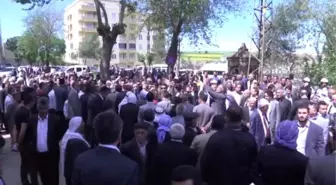 Yılmaz: 'Projelerimize Sürekli Saldırıyorlar'