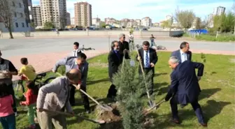 Bahar Şarkıları ve Şiir Dinletisi'