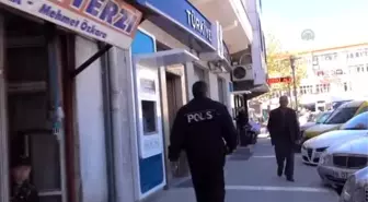 Polis 'Megafon'La Ulaştığı Kıbrıs Gazisini Dolandırılmaktan Kurtardı