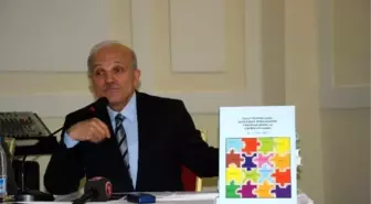 Prof. Dr. Tosun Üniversitelerin Performans Değerlendirmelerini Kitaplaştırdı