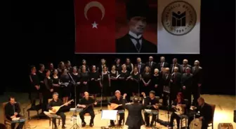 Nazım Hikmet Kongre ve Sanat Merkezi'nde Türkü Gecesi