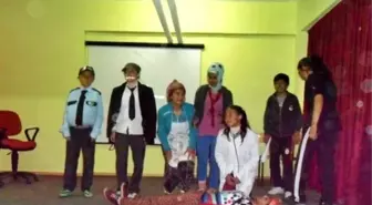 Jandarma Trafik Haftası Kutlamalarını Köylere Taşıdı