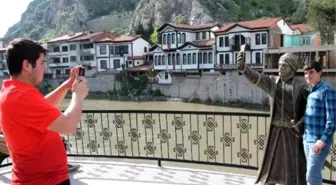 Amasya'da Selfie Çeken Şehzade Şaşırttı