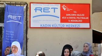 Viranşehir'de Ret Vakfının Giyim Sergisi