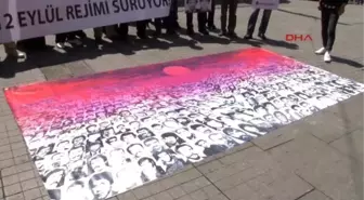 İstanbul'da 'Kenan Evren' Protestoları