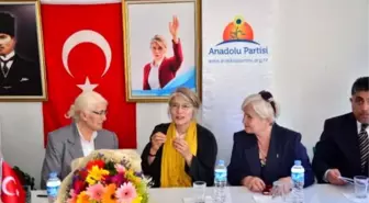 Emine Ülker Tarhan: Yargı Öldü, Yerine Alışveriş Mağazası Yapabilirler