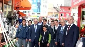 Kastamonu Valisi Tosya'da Jandarma Komutanlığı ve Esnafı Ziyaret Etti