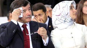 Sare Hanım'dan Davutoğlu'na 'Konuşma' Yasağı