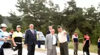 Cezaevi Minibüsü Tır'la Çarpıştı: 3 Ölü, 6 Yaralı (2)